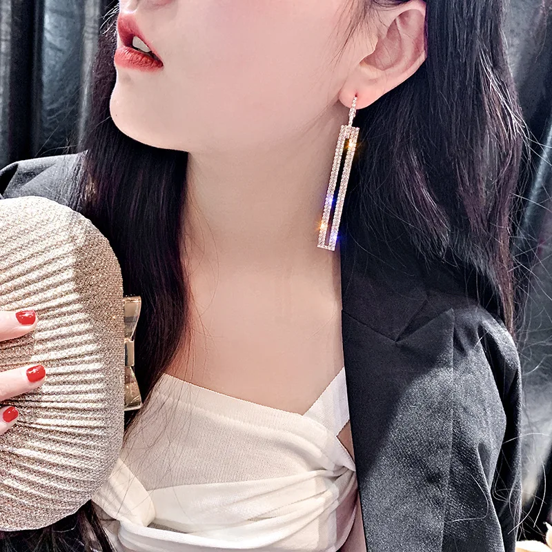 SHHE507 Korean Style Geometric Square Rhinestone Drop Earrings Long Diamond Crystal Rectangle Dangle Earrings with Crystal