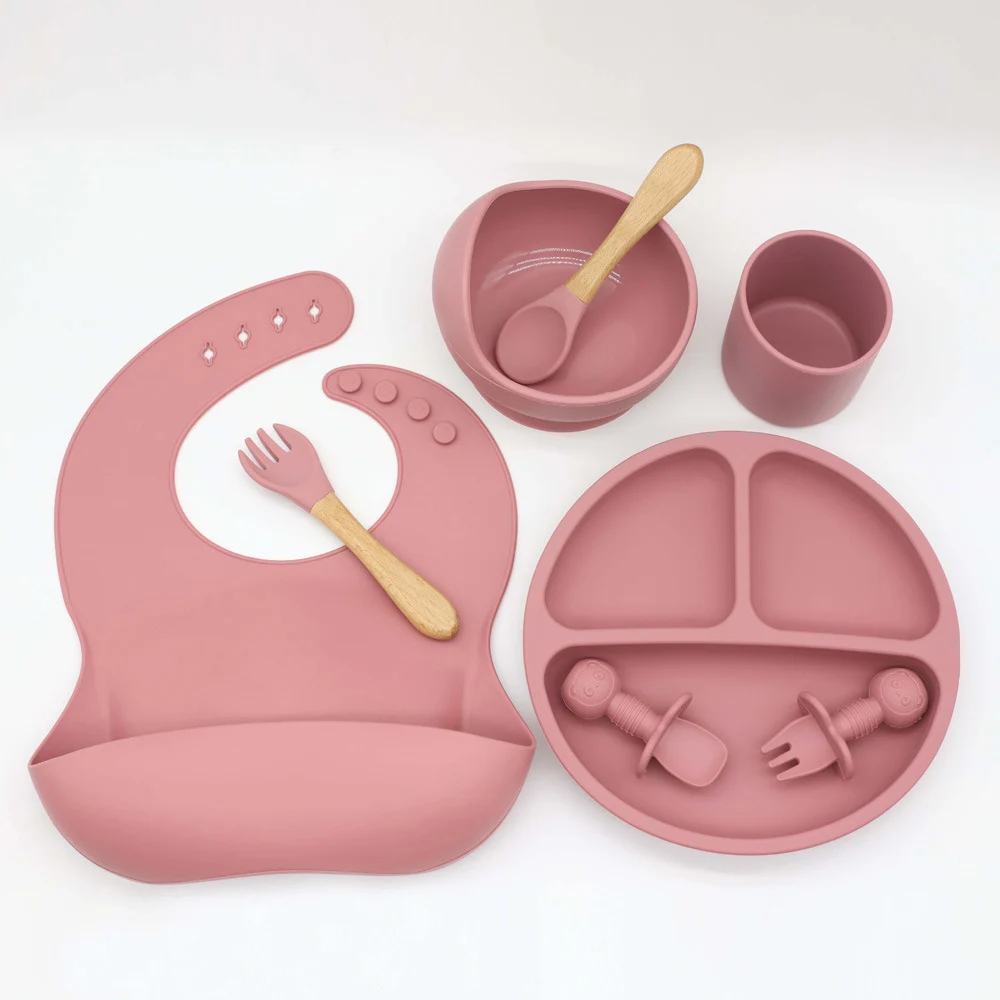 High Quality No Spill Soft Baby Spoons Feeding Water Sippy Cup Silicone Suction Sucker Bowl Plate Cup Baby Bibs For Baby