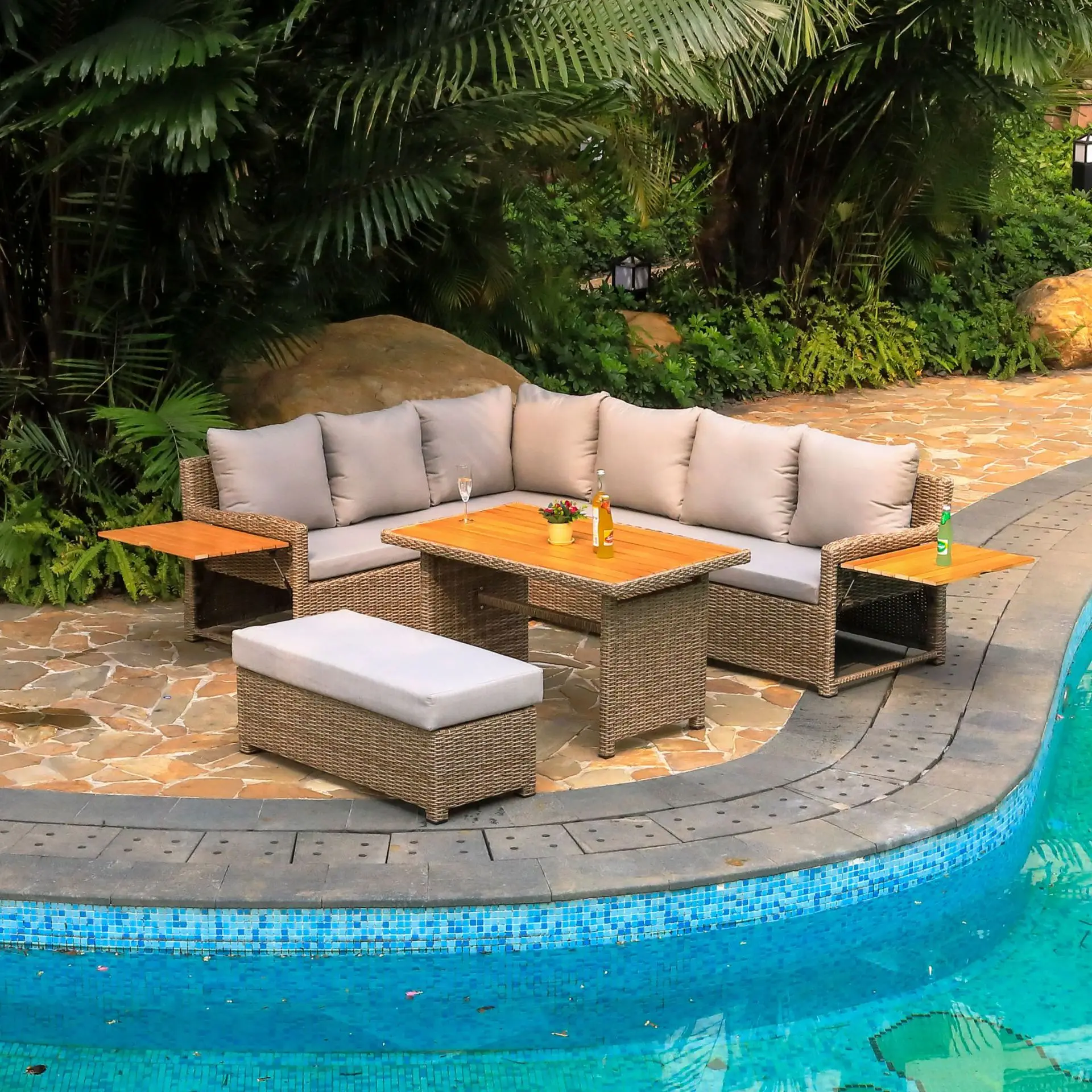 Garden sets outdoor furniture chair outdoor  with umbrella plastics 4 pcs outdoor rattan sofa folding luxury rattan garden sets