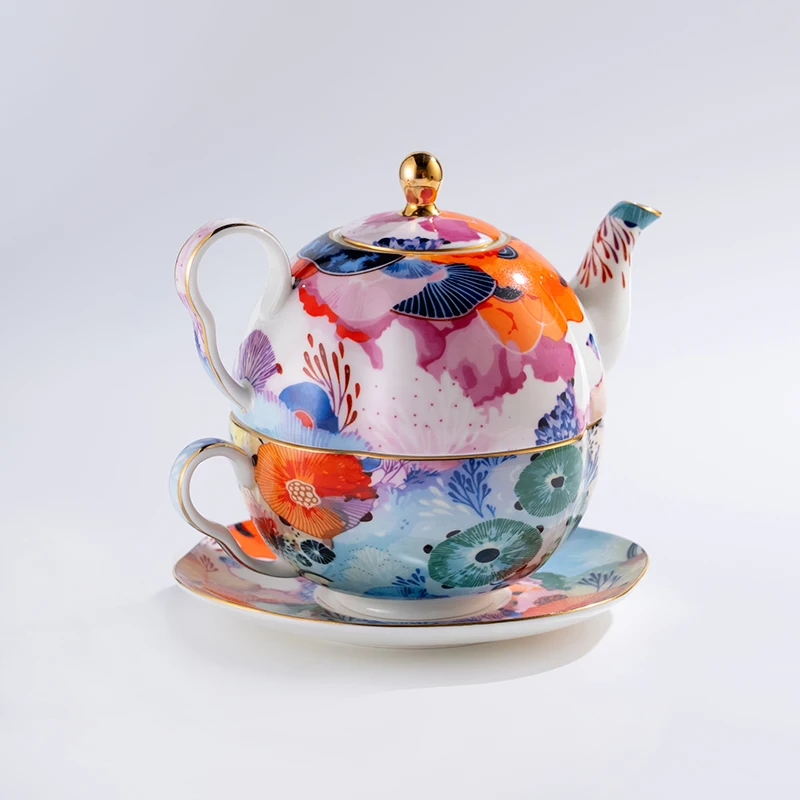 Wholesale Elegant Coffee Pot Sets Afternoon Tea Pot Set Bone China Luxury Tea for One with Gold Rim