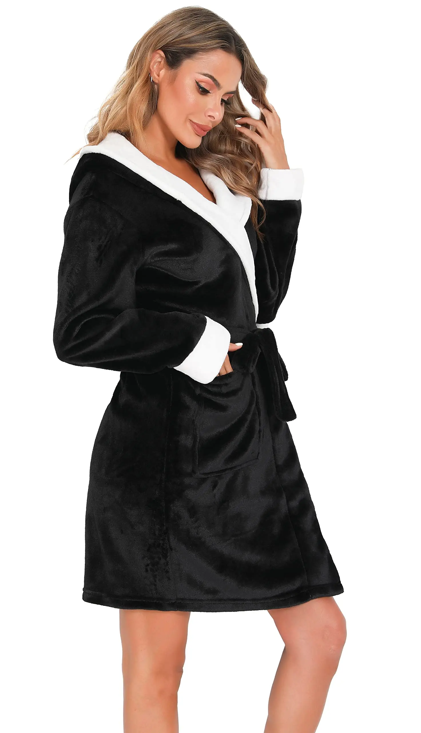 Custom Extra Thick Plush Ladies Full Length Nightgowns Wholesale Well-fitting Coral Fleece Robe Pajamas
