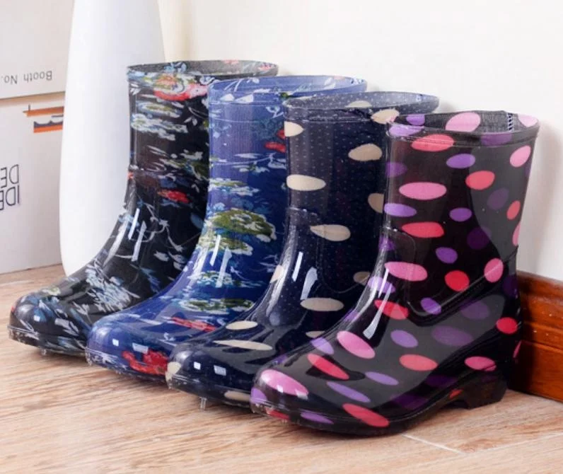 
2020 wholesale cheap high quality beautiful pvc gumboots women rain boots mid calf all color crystal heel 