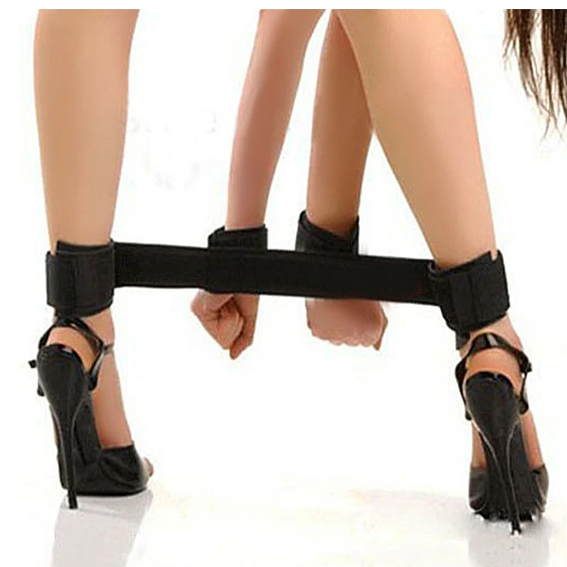 Toys Buttocks Bondage Spreader Bar With Hand and Ankle Cuffs With Adjustable Cuffs With Soft Covering