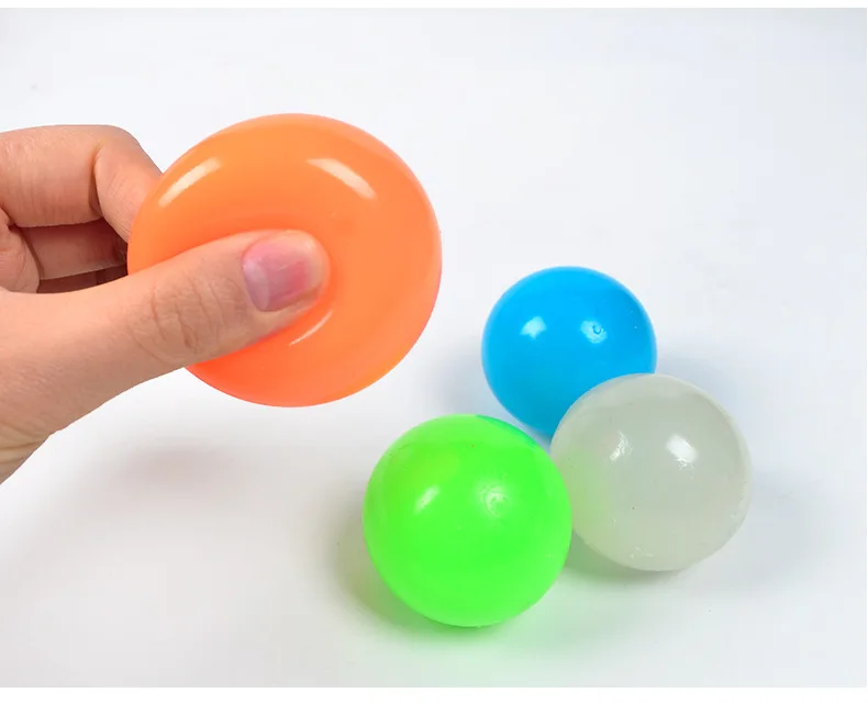 4.5CM Flashing Sticky Wall Ball Glitter Ceiling Stick Wall Ball Squishy Decompression Stress Relief Toys