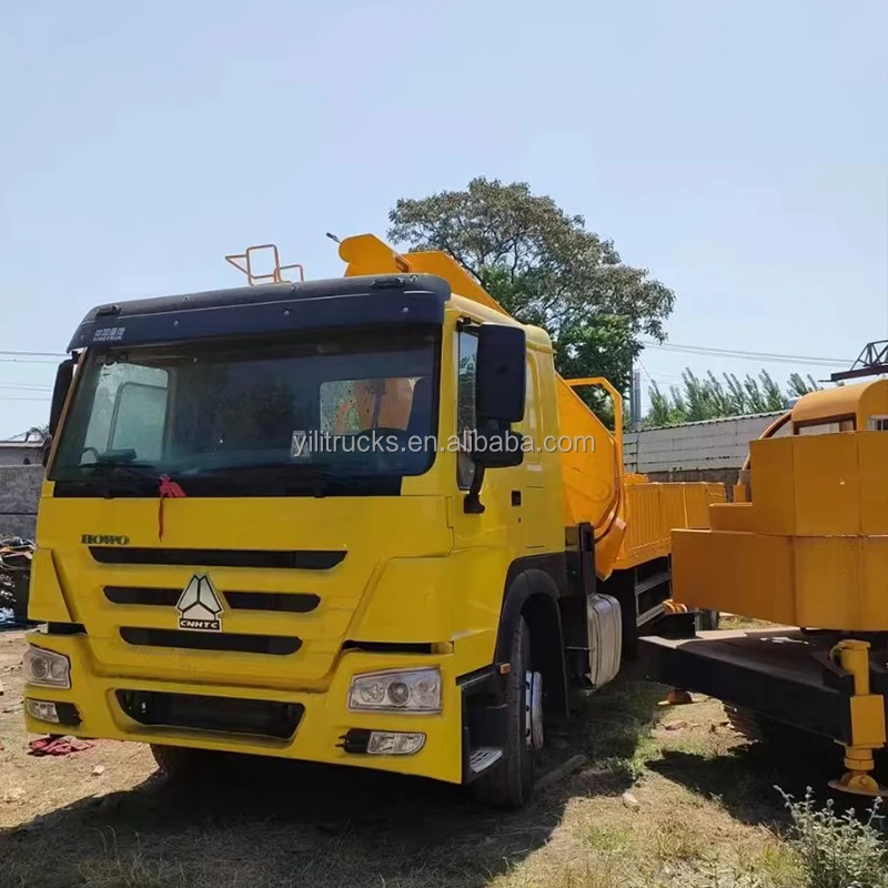 truck mounted crane (2).jpg