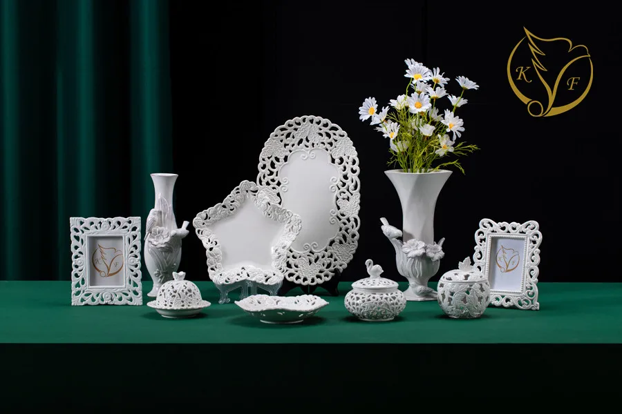 Personalized decorative picture frame standing photo frame handmade white ceramic framed photo