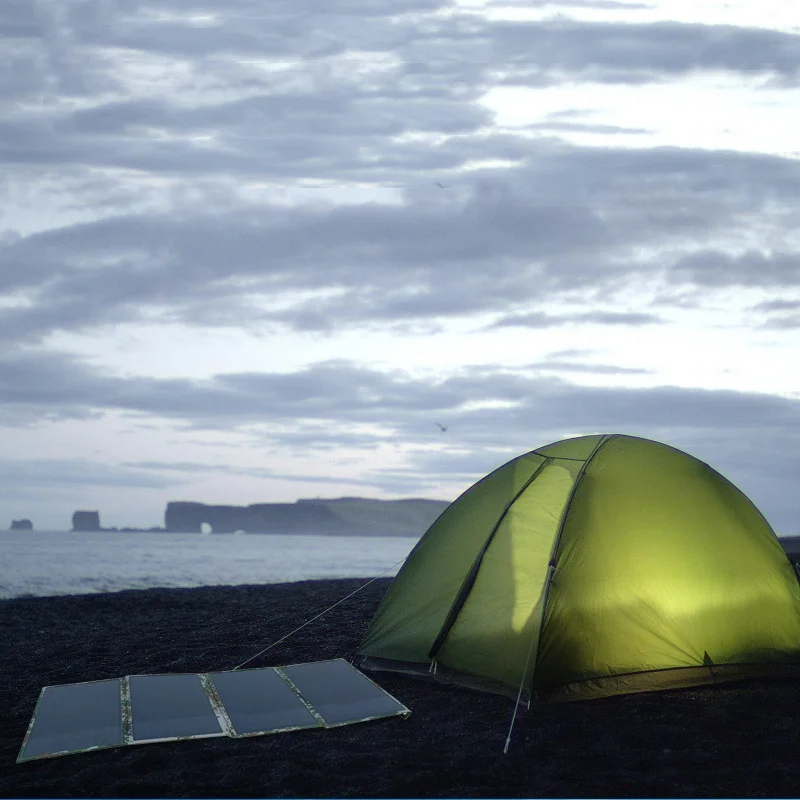 SPOT Outdoor portable  Solar charging folding bag monocrystalline photovoltaic panels for camping