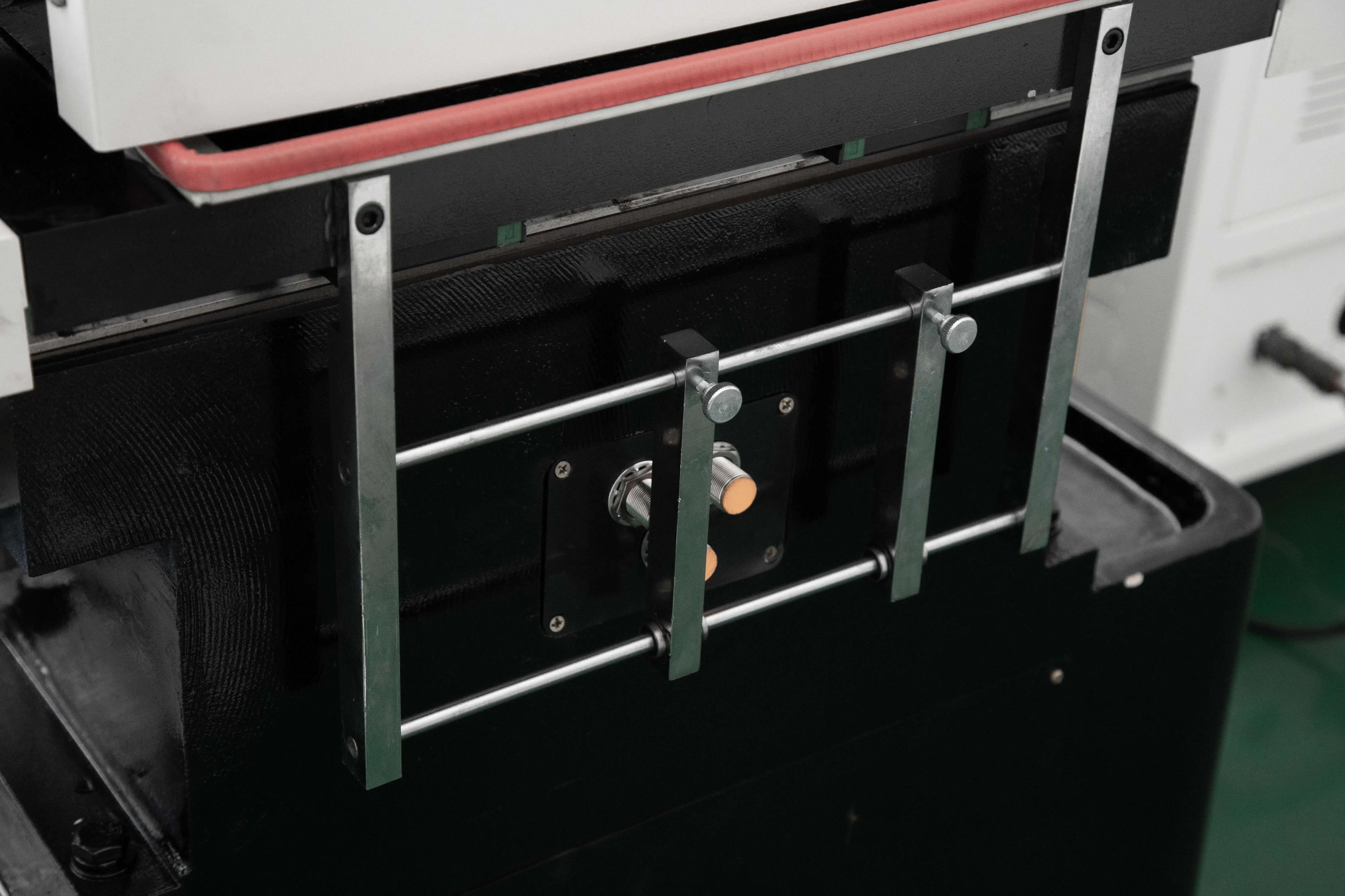 New Design Dk7720 Copper Wire Cutting Diamond Medium speed multi cutting CNC EDM wire cutting machine