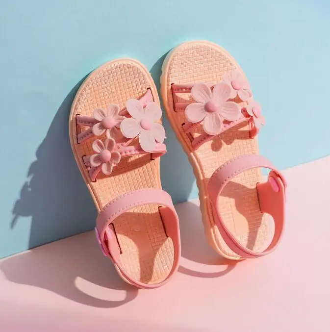 Fashion soft bottom girls sandals student children beach shoes 2021 summer new 4-12 little girl princess shoes
