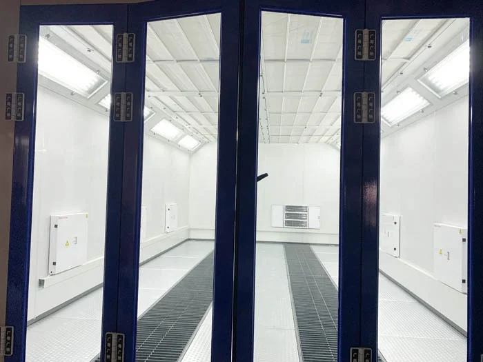 Electric lamp Spray booth heatier Paint booth CE certification auto paint room Automotive Car Body Painting Machine