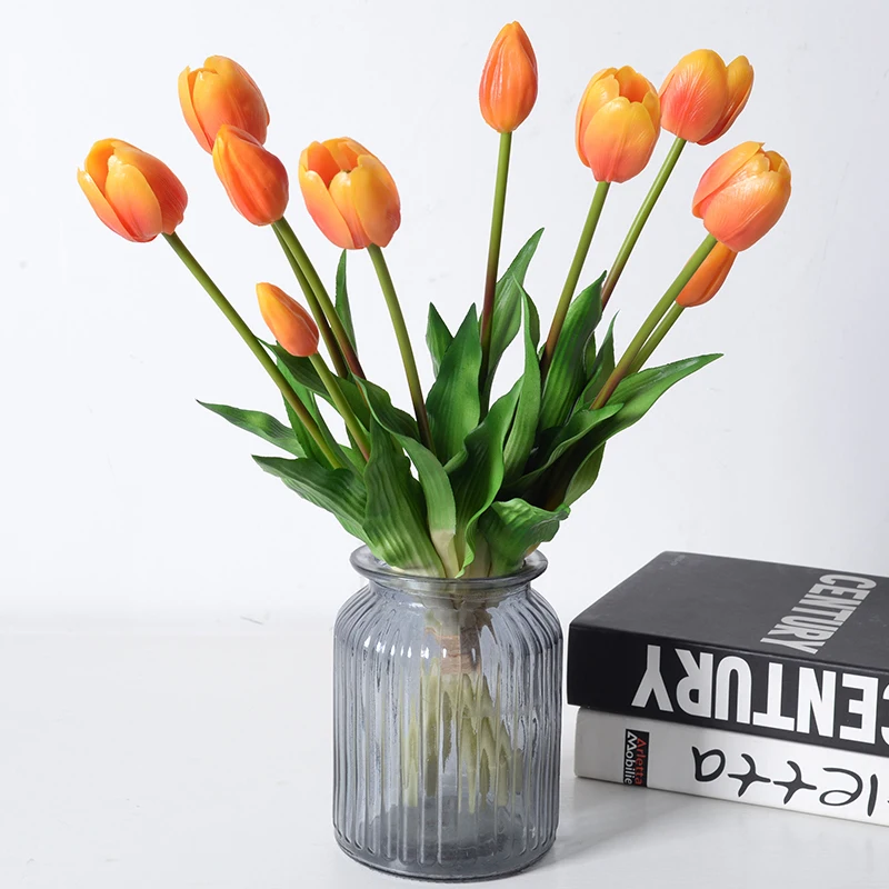 Artificial soft rubber tulip PE latex silicone tulip flower artificial flower moisturizing hand feeling 5 tulips bouquet