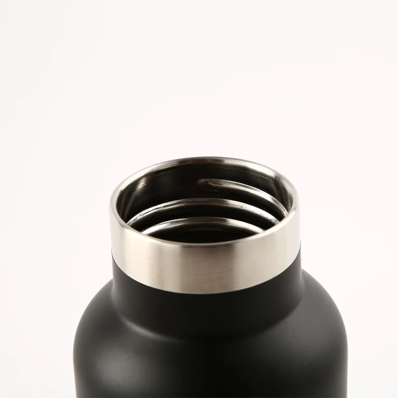 Factory Wholesale Portable Solid Color Stainless Steel Thermos Cup Classic Water Bottles Manufacturers