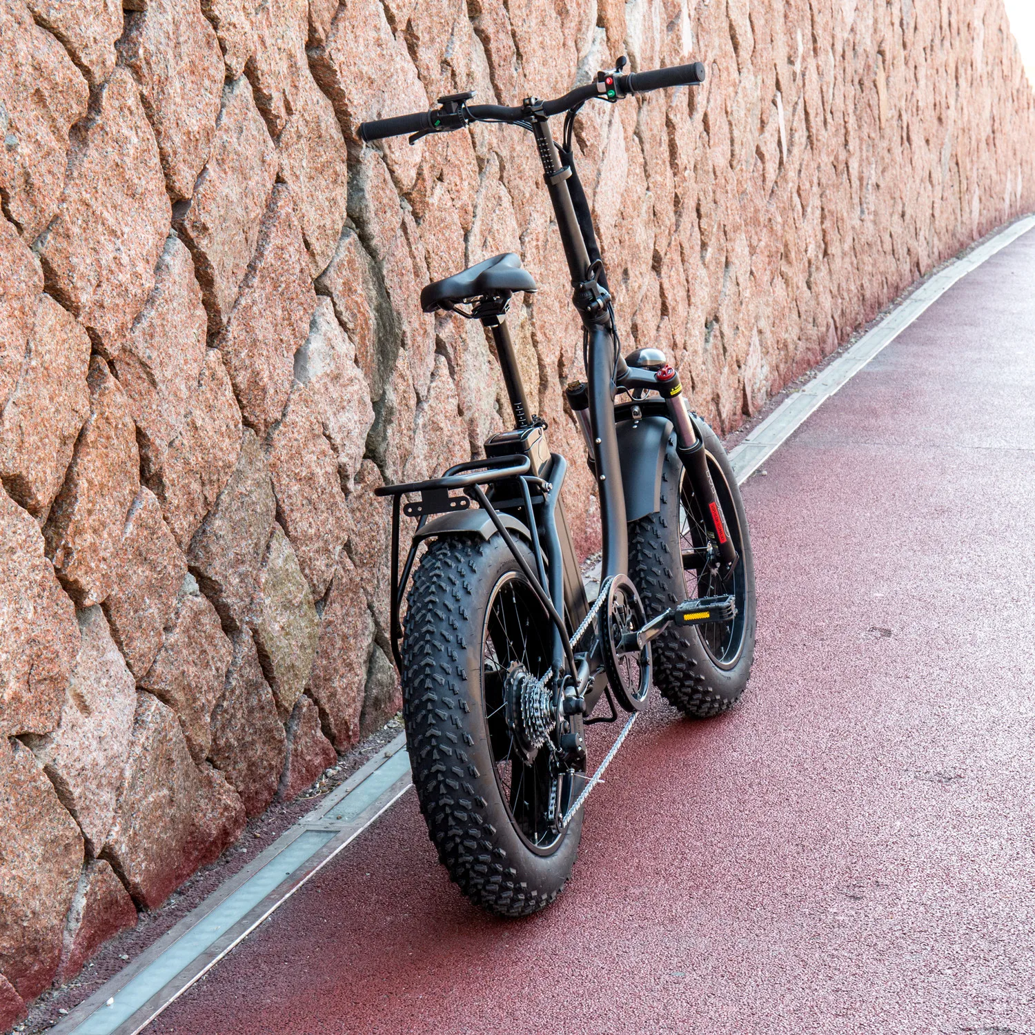 Подвесная вилка из алюминиевого сплава 500 Вт высокоскоростной Shimano 6s Shift складной электрический велосипед 20 дюймов с контроллером синусоидальной