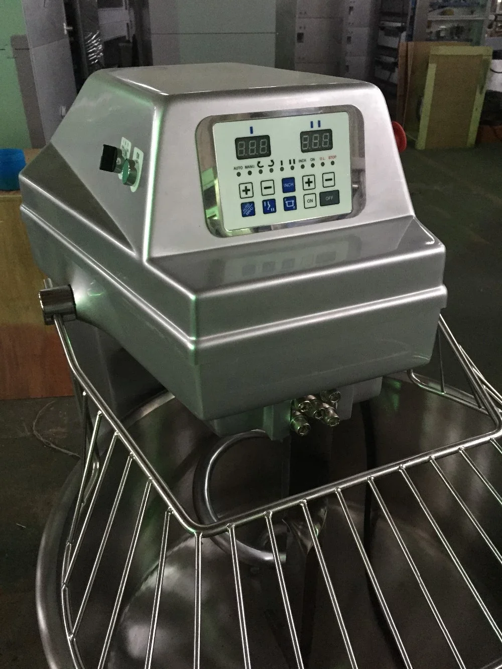 Industrial Commercial Heavy Duty Bread Flour Mixer Machine 50Kg 80Kg 120Kg Spiral Dough Mixer