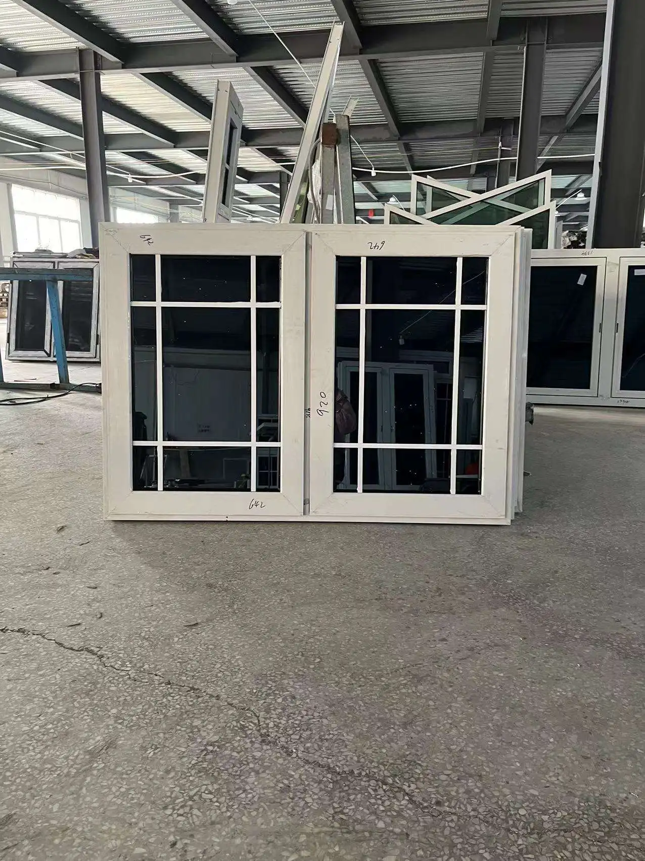 Triple glazed windows sound proof hurricane impact project aluminium casement windows with mosquito net