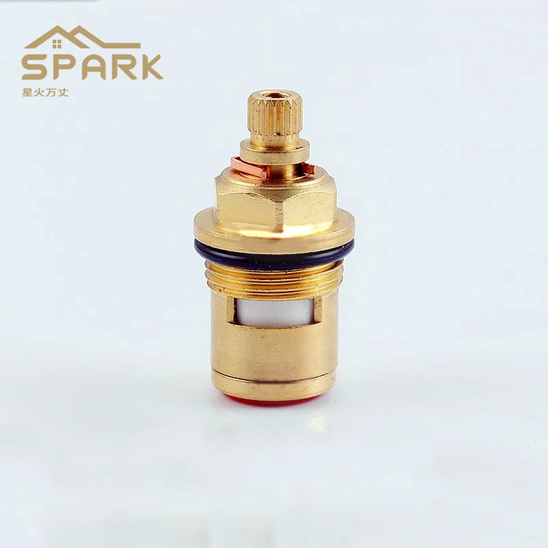 Изготовленный На Заказ аппаратный картридж с быстрооткрытым разделением воды горячий и холодный медный латунный смеситель Керамический картридж 42/45