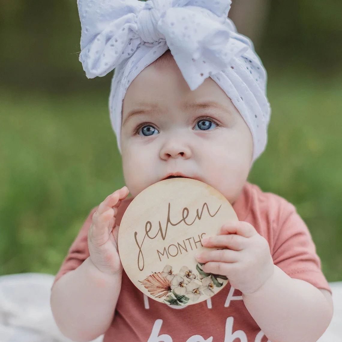 PaFu Orchid Wooden Baby Milestone Card Newborn Photography Prop Birth Announcement Baby Shower Gift