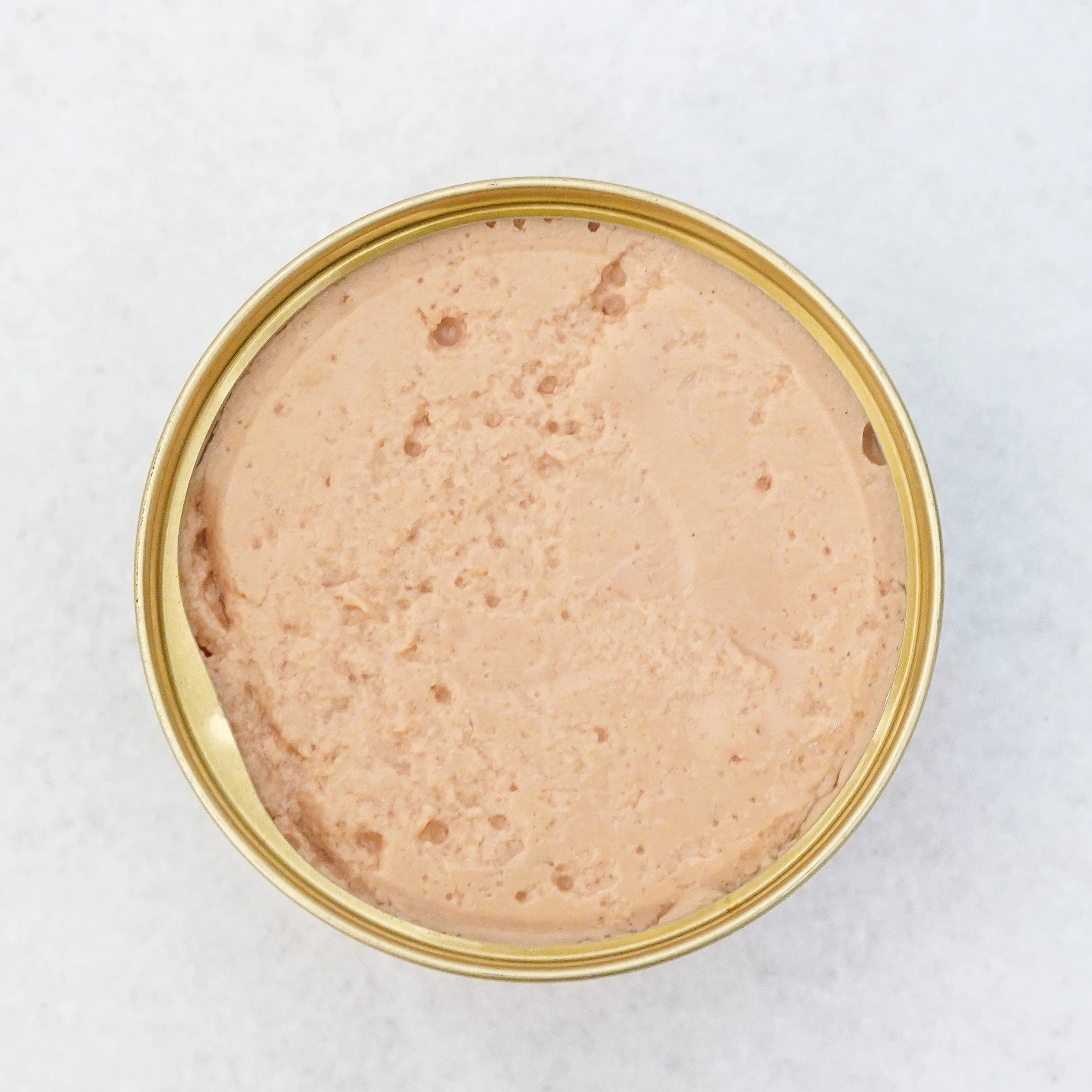 
Pet food canned salmon egg yolk cat food pet treats 