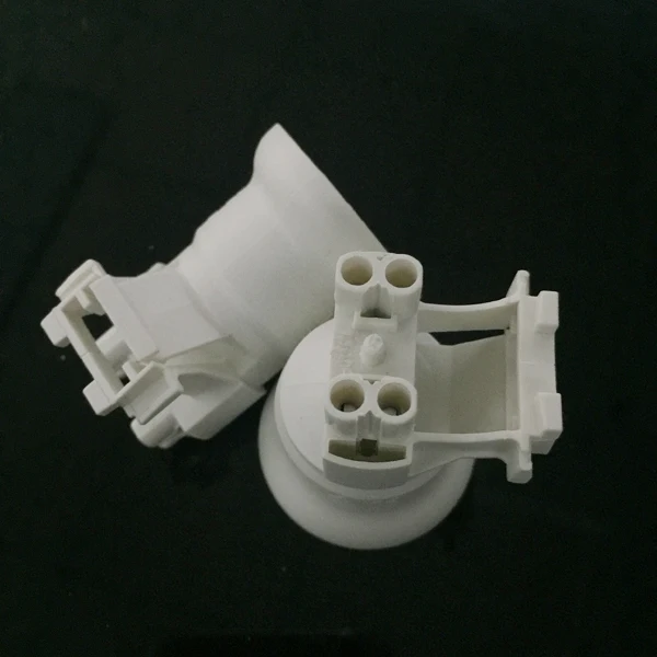 SAA white plastic lampholder E27 Manufacturer