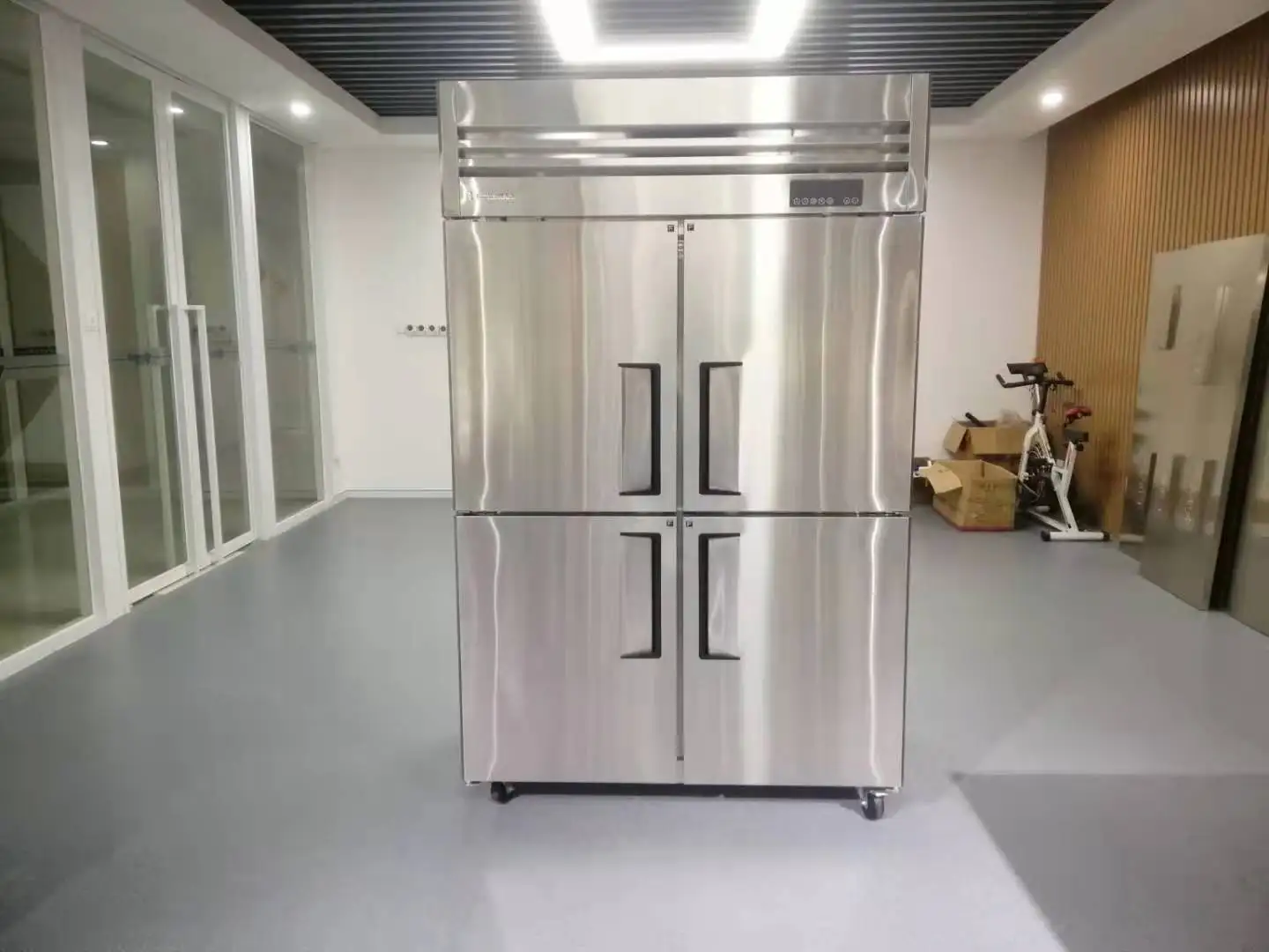 Commercial 4 Door Stainless Steel Hotel Restaurant Kitchen Vertical Fridge Deep Freezer Refrigerator