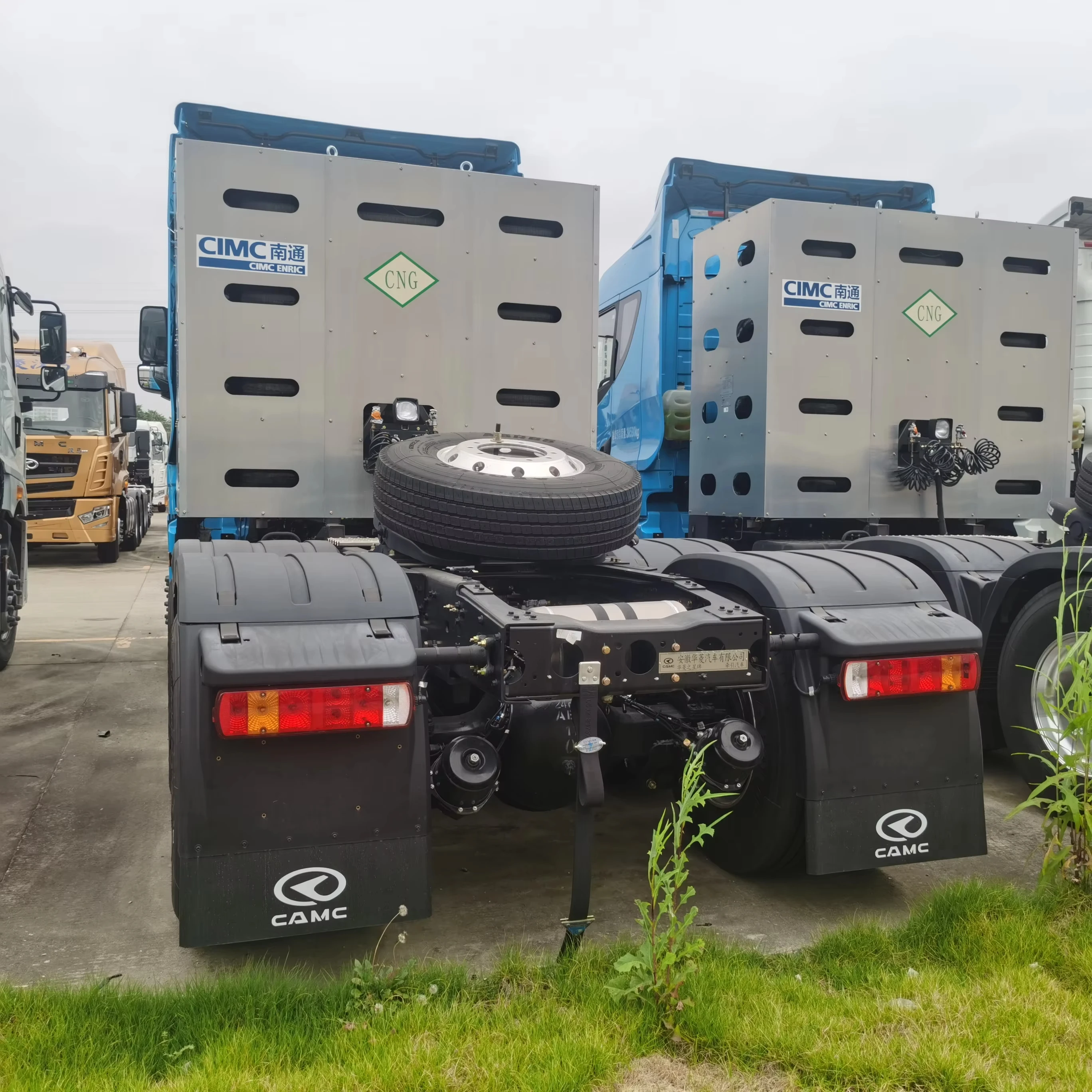 CAMC Brand New 410HP 6x4 Heavy Duty CNG Prime Mover/Tractor Truck Diesel Automatic Euro 5 Express Mail Courier Sale Available