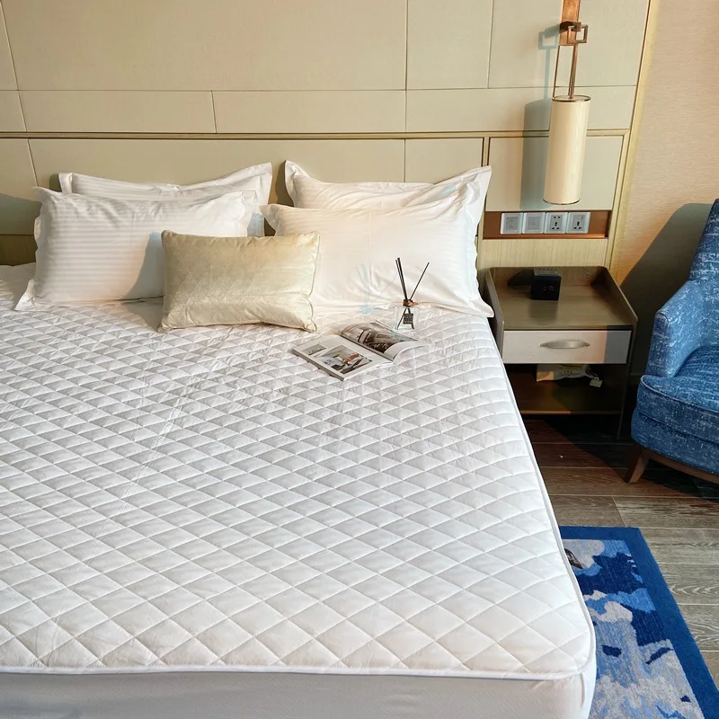 Wholesale Customized Color Waterproof Quilted Fitted bed Waterproof Mattress Cover protector