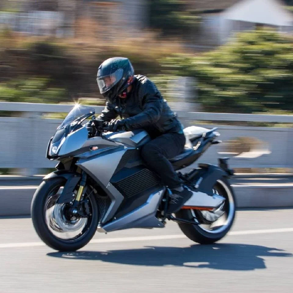 High Speed Powerful 8000W 72v Electric Motorcycle For Adults racing