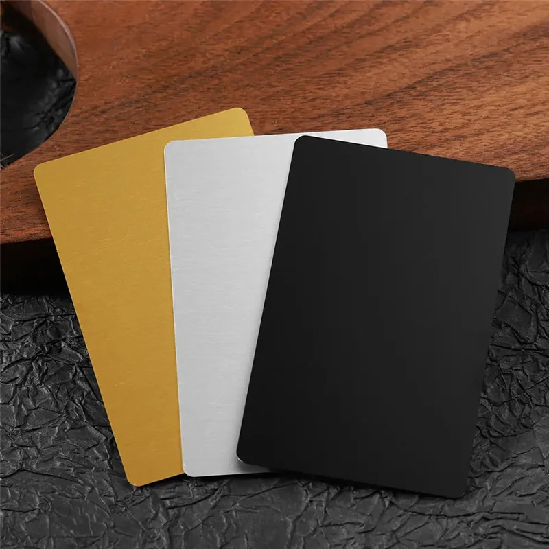 Пользовательские именные карты алюминиевые золотые металлические визитные карточки печать