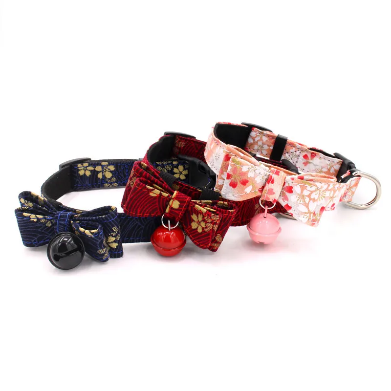 Christmas Bow Dog Collar Christmas Snowflake Buckle Collar Pet Supplies Explosions Dog Chain