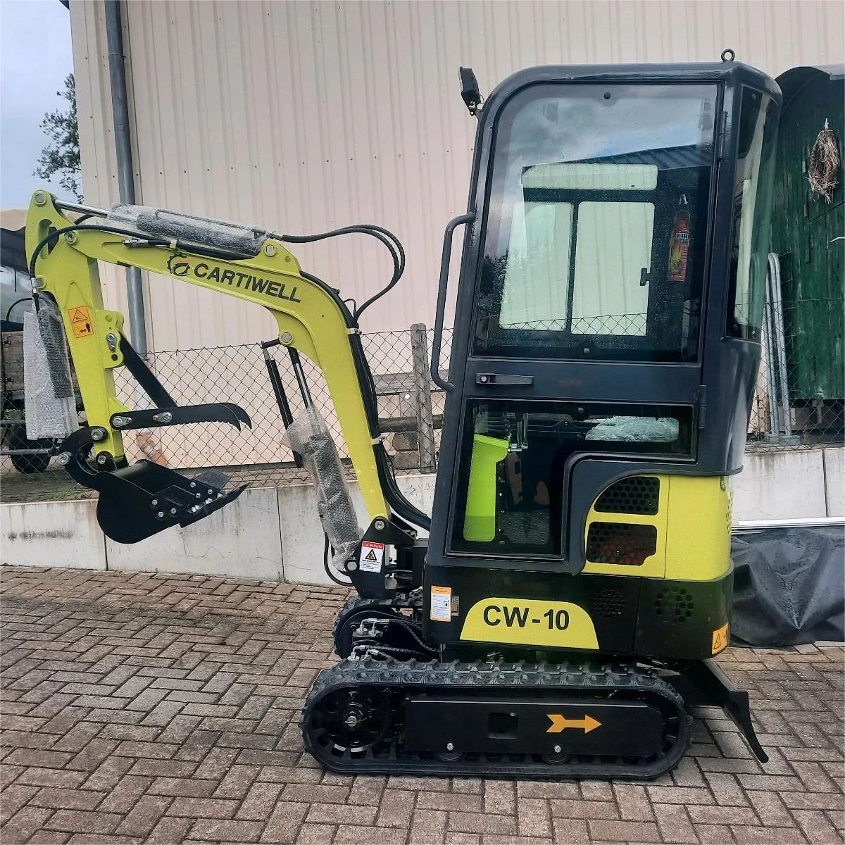 Бесплатная доставка EPA Mini pelle minibagger Farm б/у 1 тонный мини-экскаватор Kubota Гусеничный цены