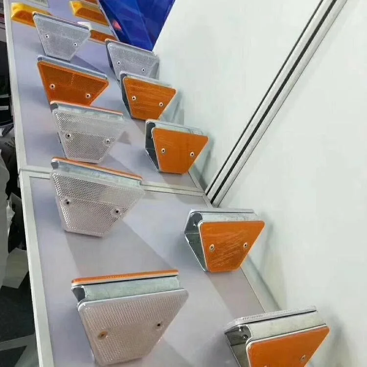 Road delineator reflective road marker highway guardrail construction delineators