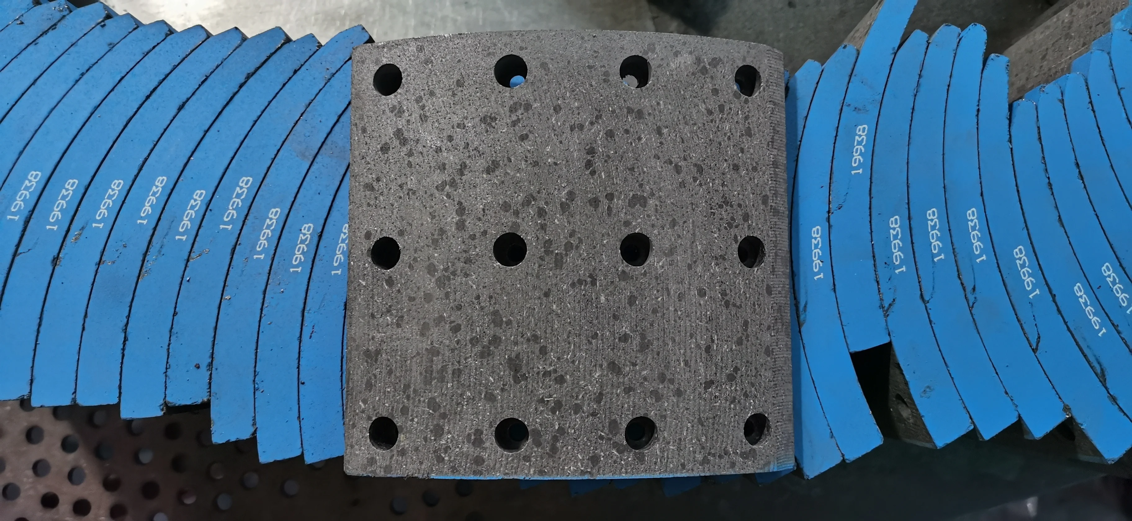 Hualian brand High Quality Truck Auto Car Accessories American Auto Truck Parts Vol vo Brake Lining 19938/19939/19940