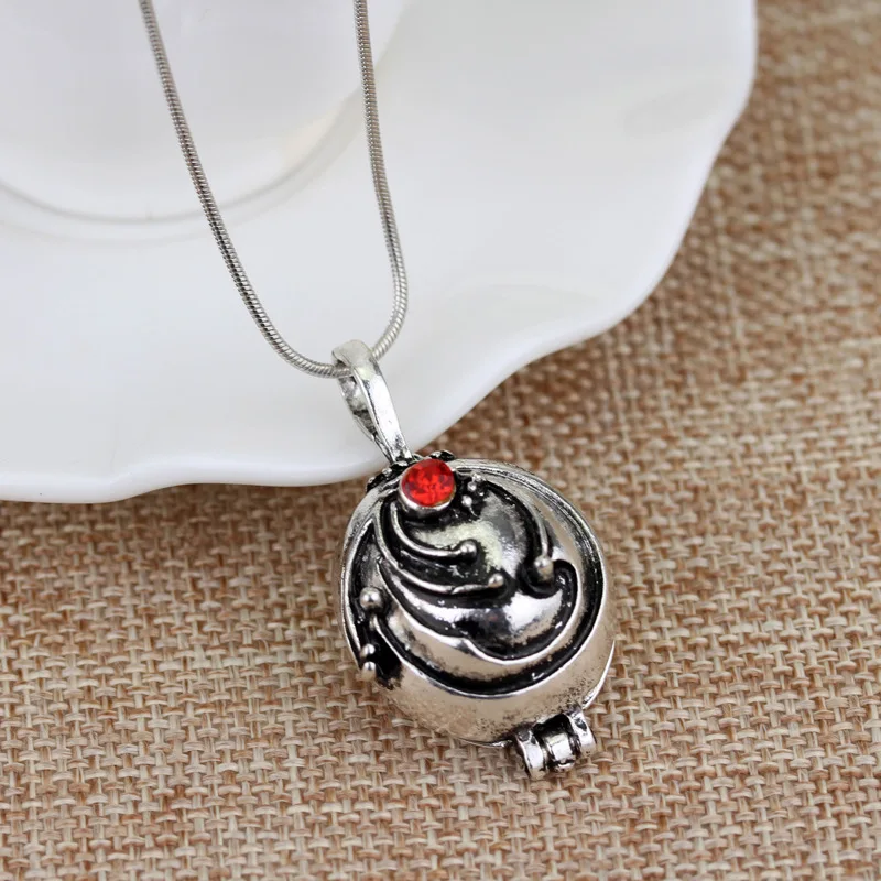 The Vampire Diaries locket pendant  necklace