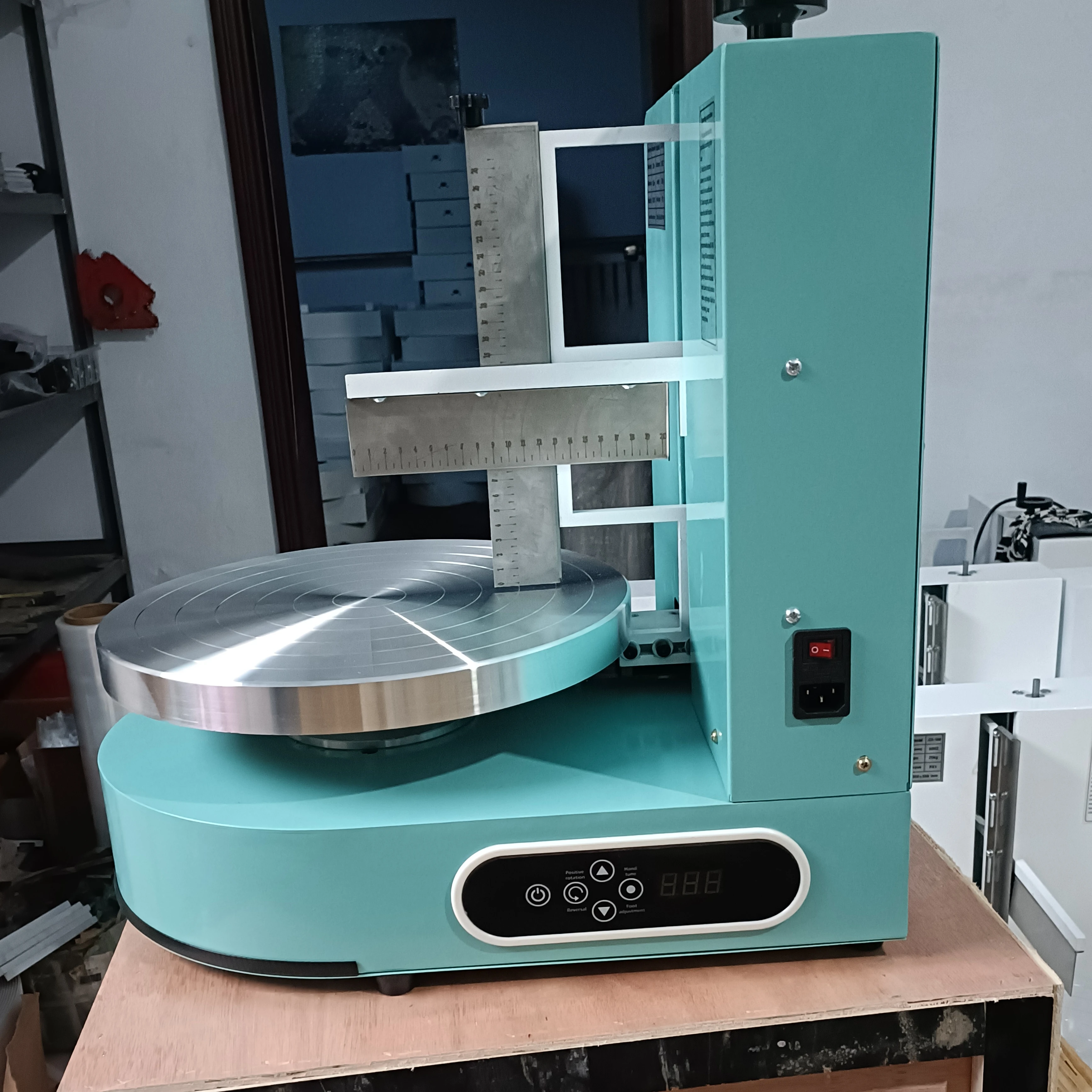 Automatic round cake cream coating filling machine cake decorating machine
