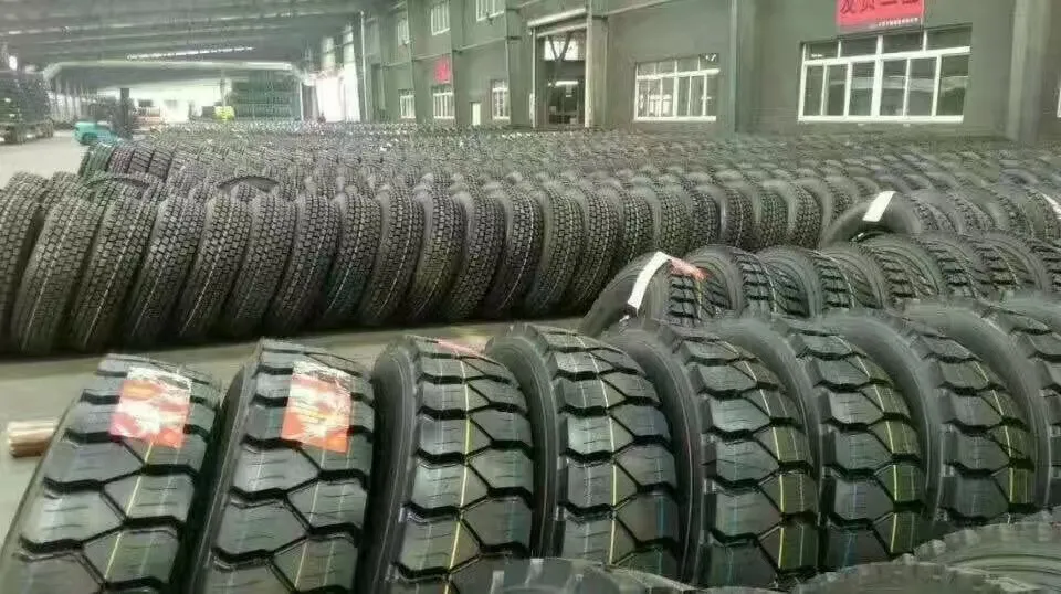 Wide transverse pattern truck tyre 295-80R22.5-18PR(Truck tire pattern 668)