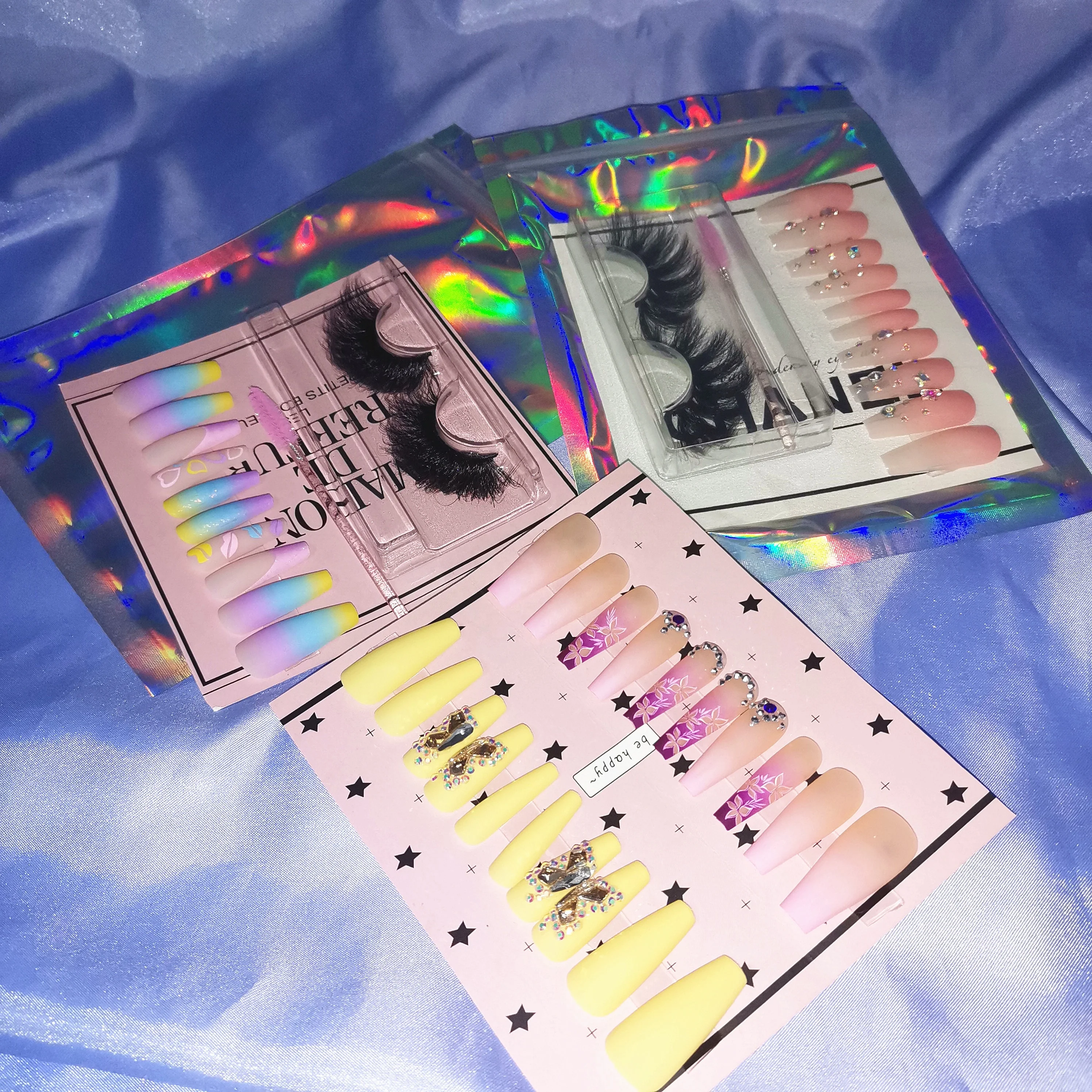 Оптовая продажа, высокое качество, накладные ногти, полное покрытие, искусственные ногти, розовый блеск для губ и ресницы с голографическим мешком, частная этикетка