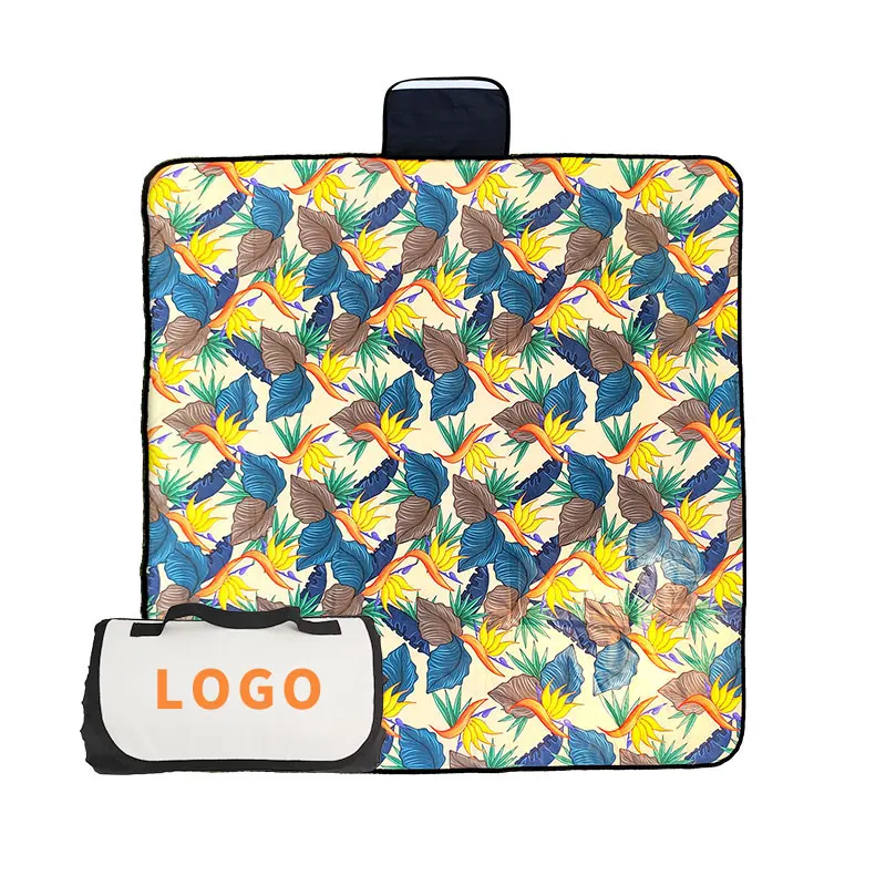 Foldable Custom Logo Outdoor Sand Proof Waterproof Picnic Blanket Mat For Hiking Camping Beach