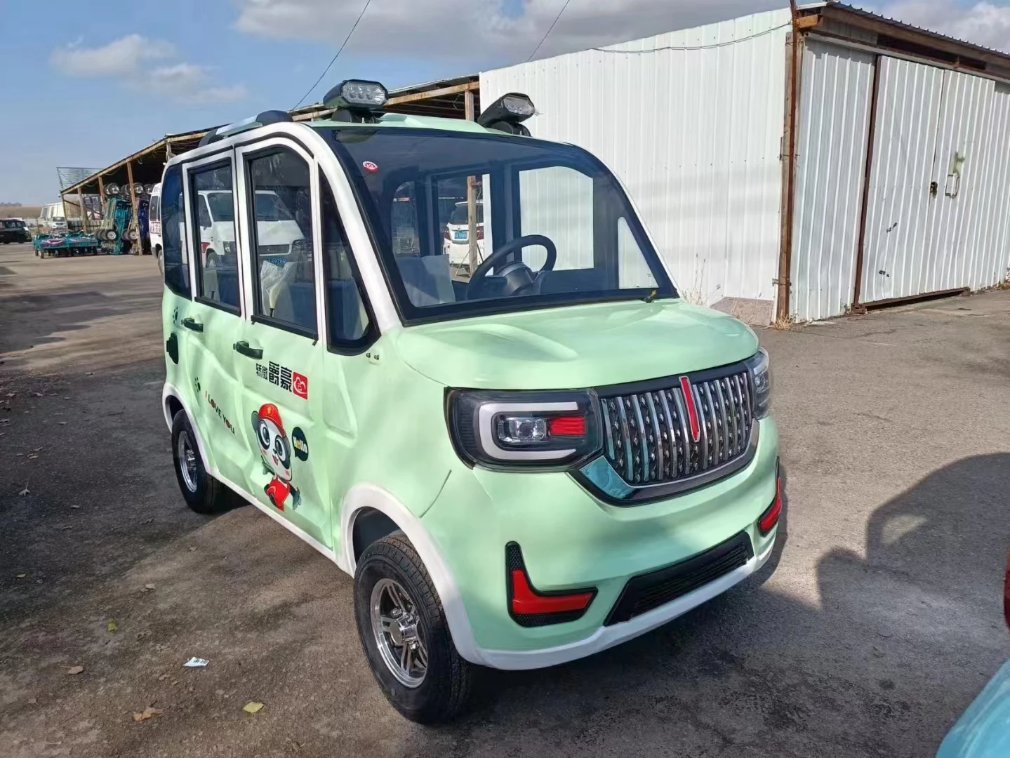 China New Energy Electric vehicle 150km endurance multimedia electric four-wheel vehicle