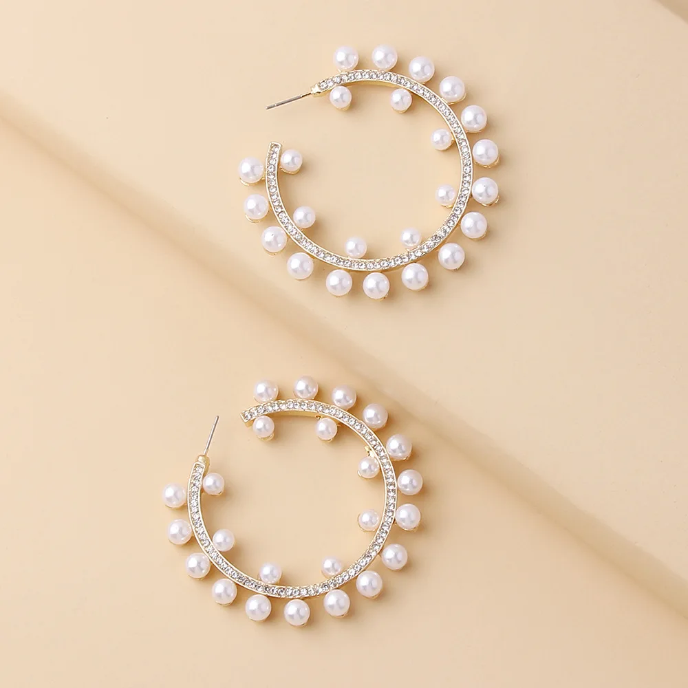 New Fashion Non Tarnish 18k Gold Plated Cute CC Fashion Pearl Jewelry Earrings Piercing Jewelry Women Korean Style