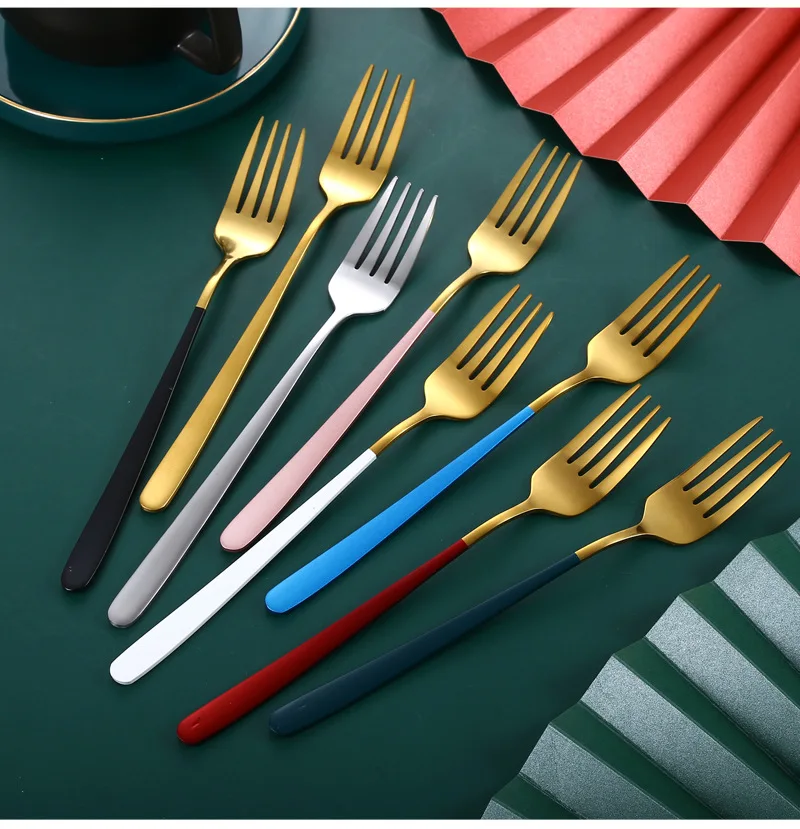 Luxury Door Gift Stainless Steel Gold Plated Flatware Cutlery Travel Set Korean Spoon And Fork Set Custom