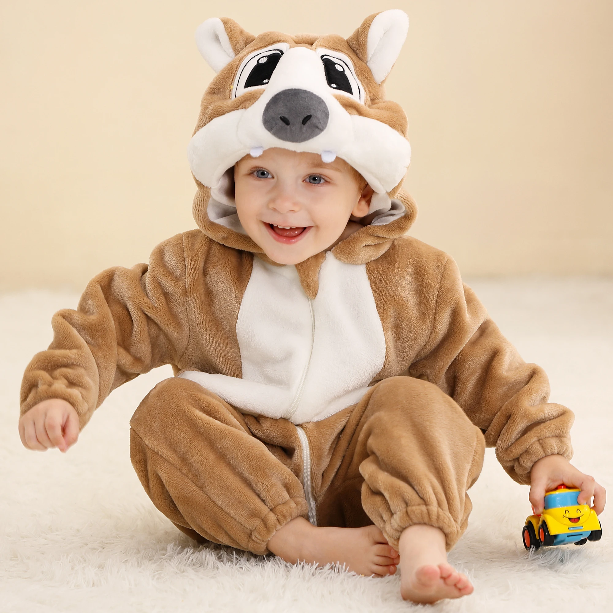 Michley Hot Sale 0-36M Cartoon Baby Boy Clothes Soft Flannel Material Jumpsuit Baby Rompers