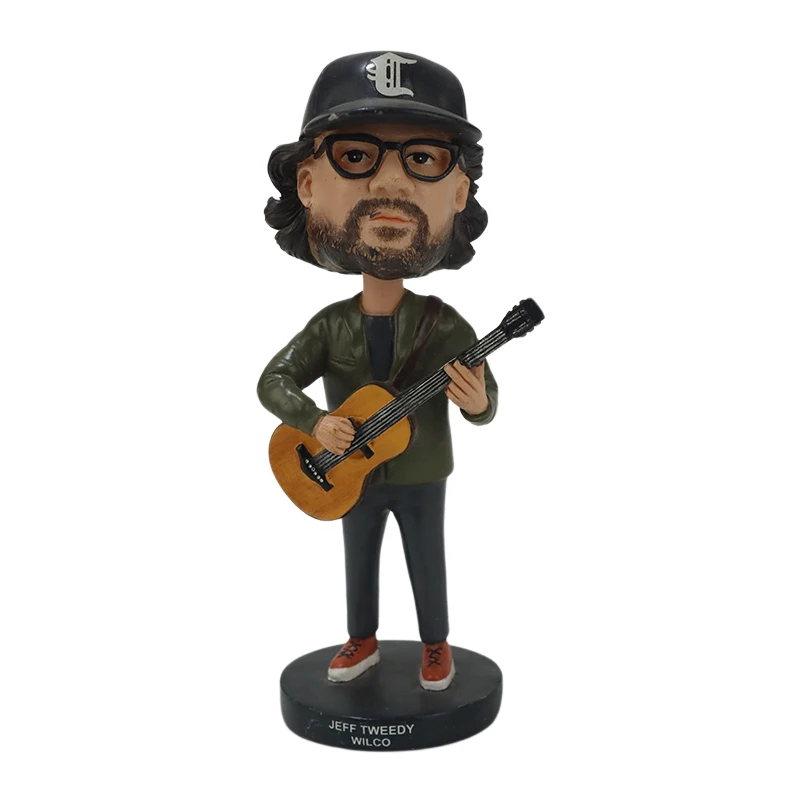 Low priced customized resin statues superstar decorations resin OEM bobblehead music guitar stattue bobbleheads club gifts