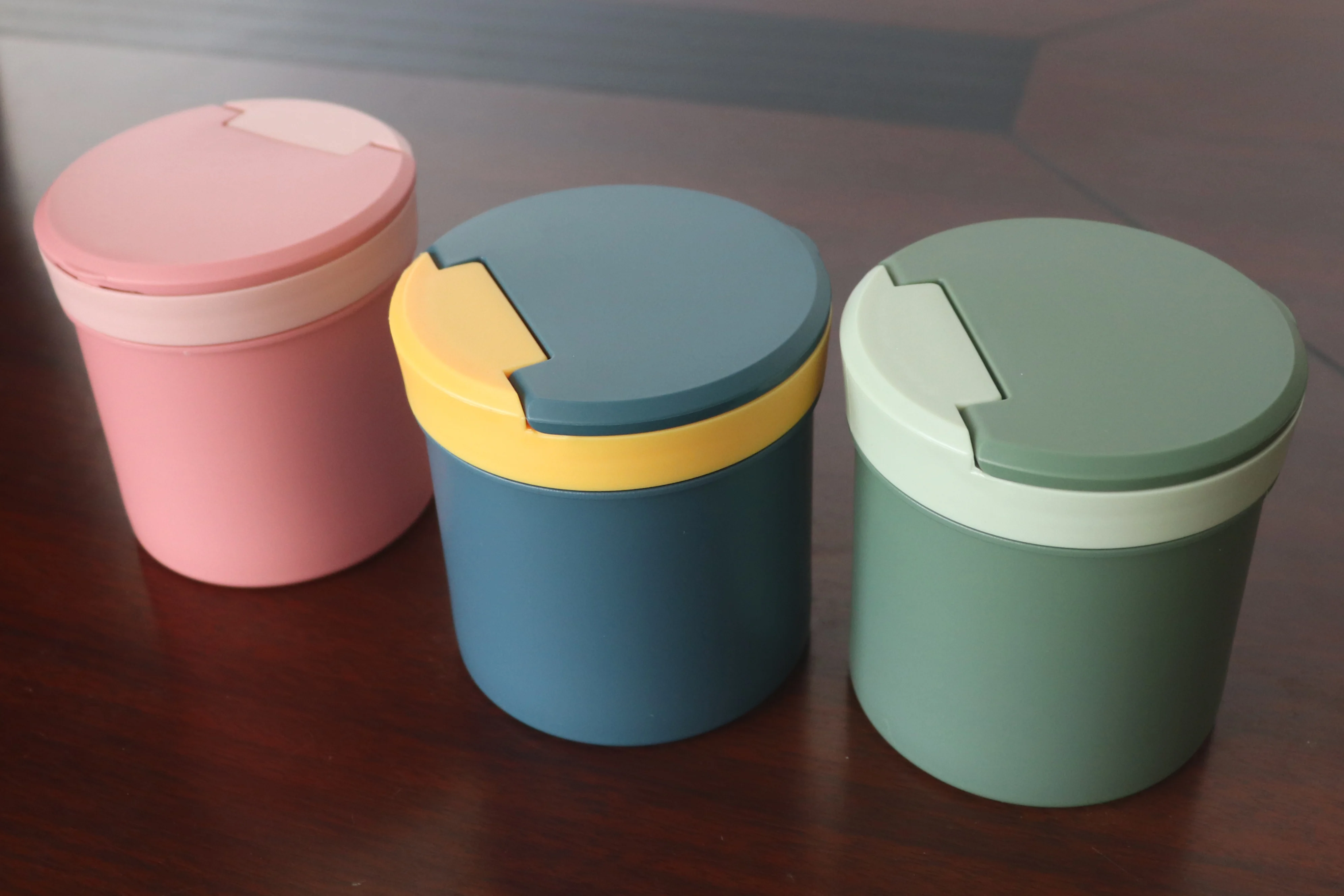 450ml Bpa Free Convenient Breakfast Plastic Soup Containers Packing With Folding Fork