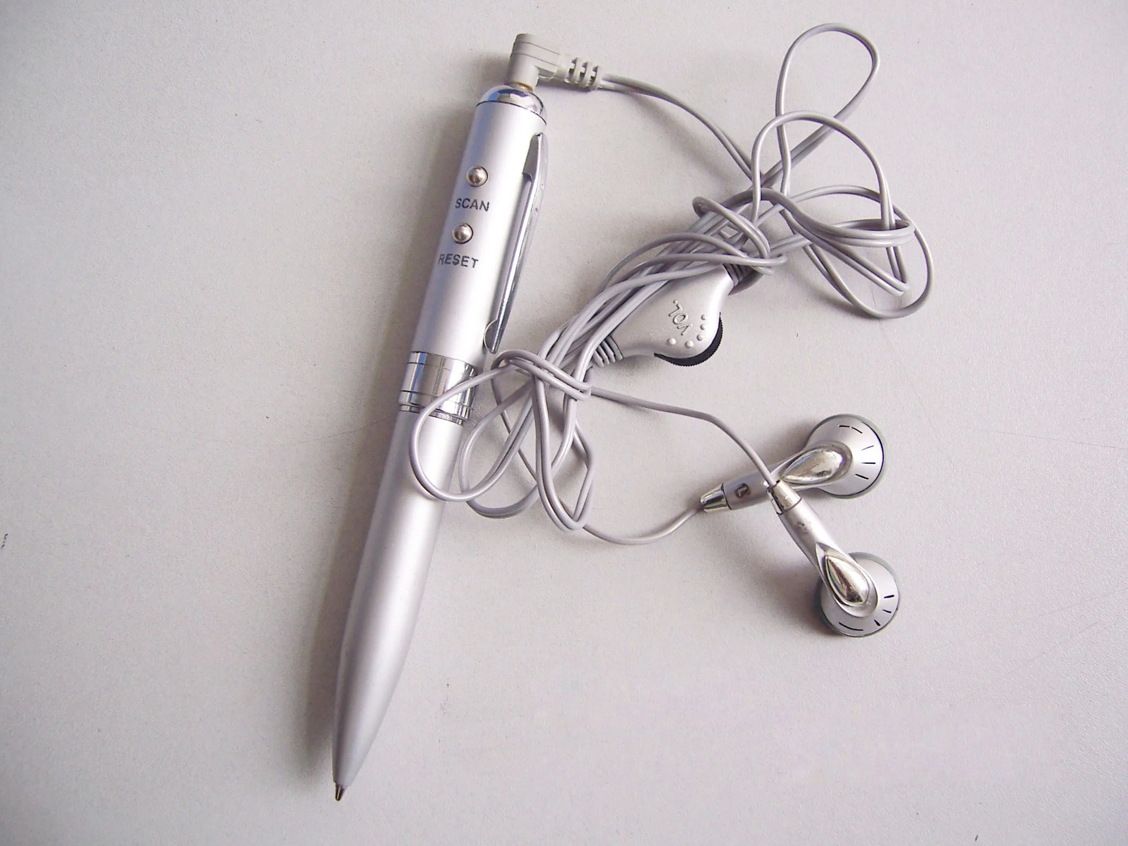 Button batteries power supply writing radio Function fm type portable writing ball pen radio