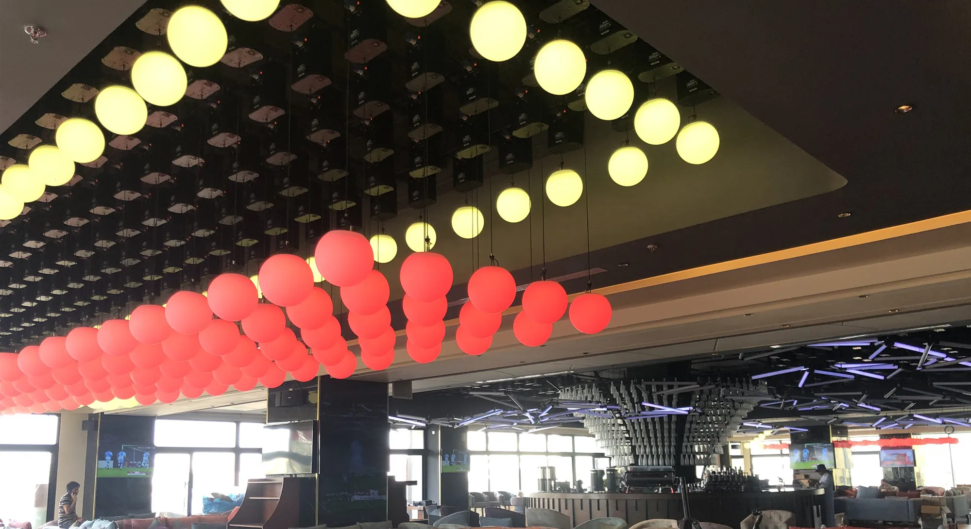 100W 3M lifting 25CM ball Kinetic LED Lifting Ball RGBW DMX Motor Ceiling Light for DJ Disco Club Events RGB Projection Lights