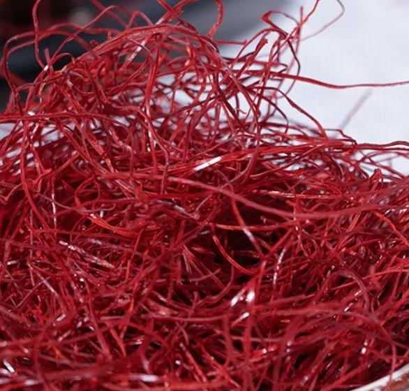 Dried raw thin shredded red pepper silk filaments for spice