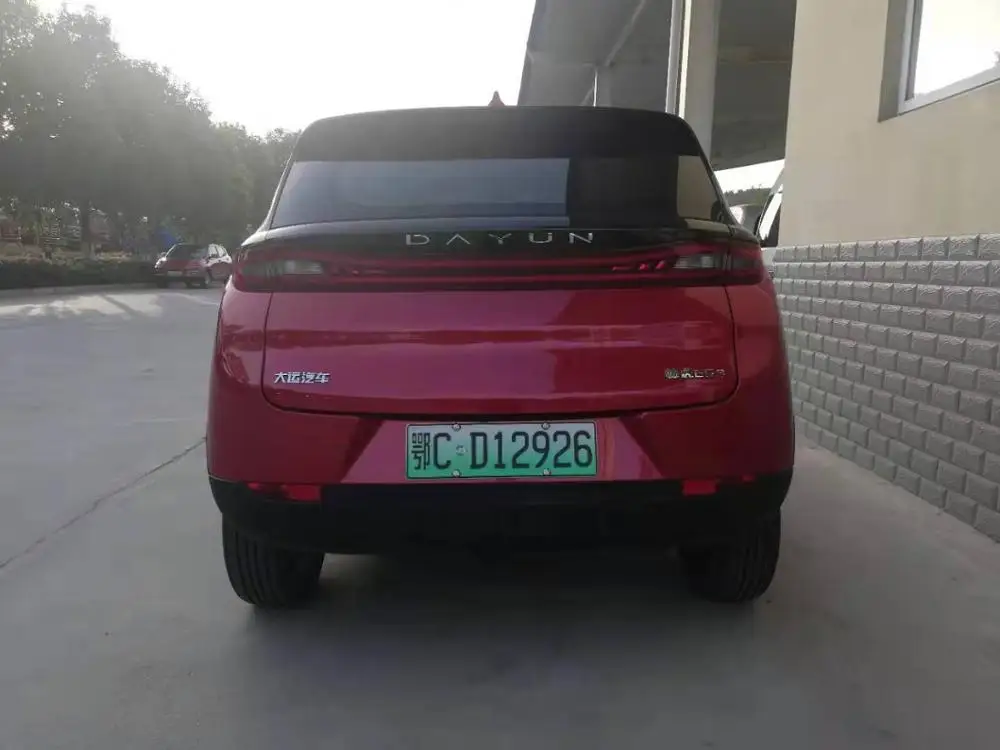  Новинка 5 мест чистый EV AWD электрический седан 4*4 привод Электрический внедорожник