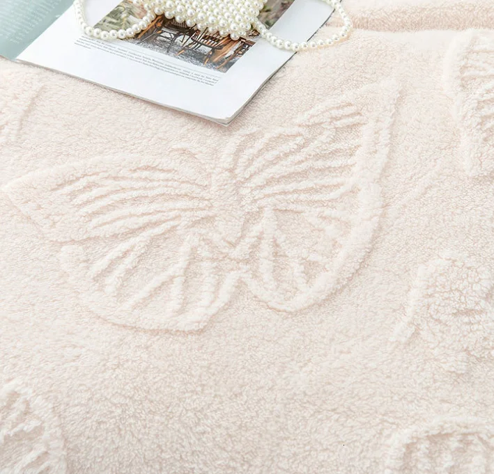 Фланелевое одеяло из жаккарда и тафты