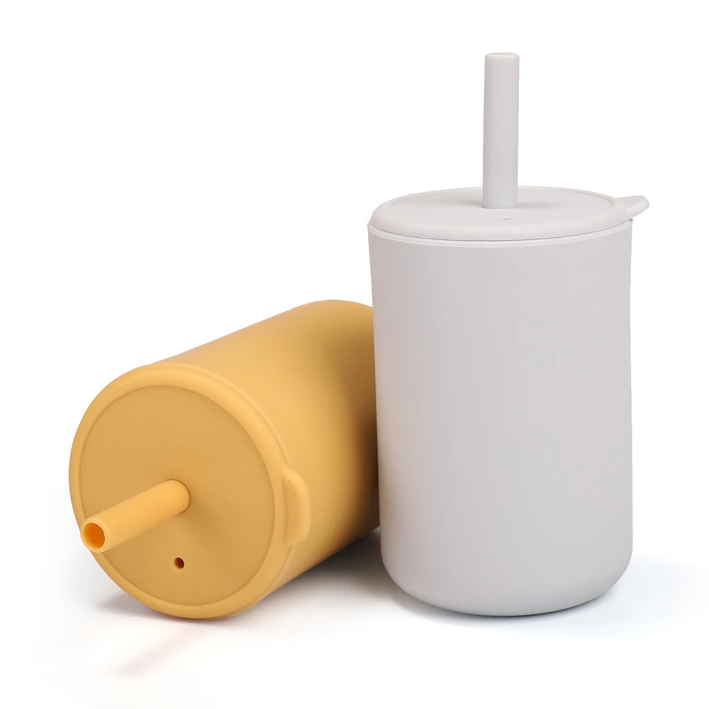 Лидер продаж 2022, силиконовая детская чашка на заказ, набор для тренировок без протекания, детская силиконовая чашка для напитков из соломы для малышей и детей