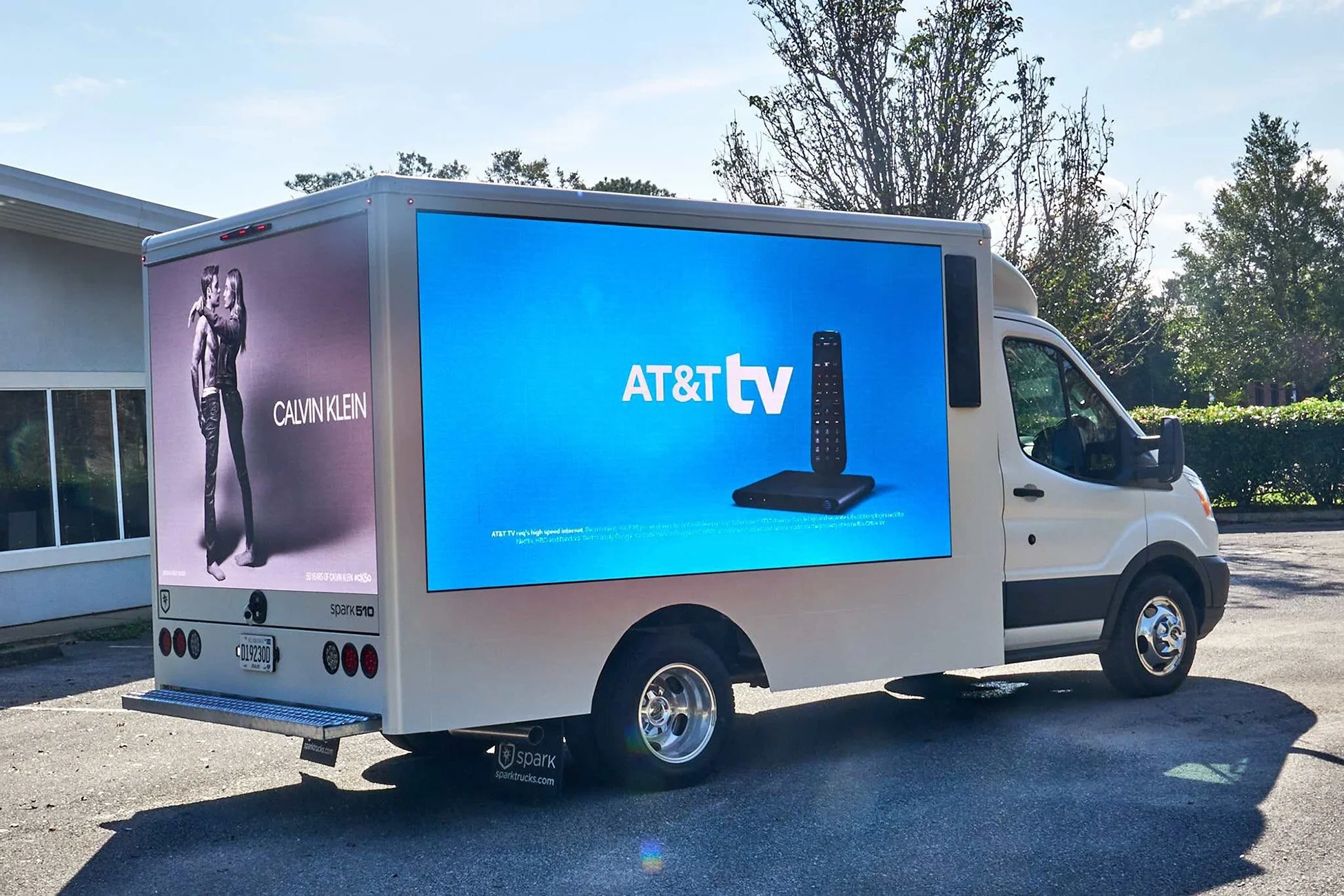 LED Explosion-Proof Display 22-inch Vehicle Monitoring Display Manufacturer Outdoor Information Display Screen